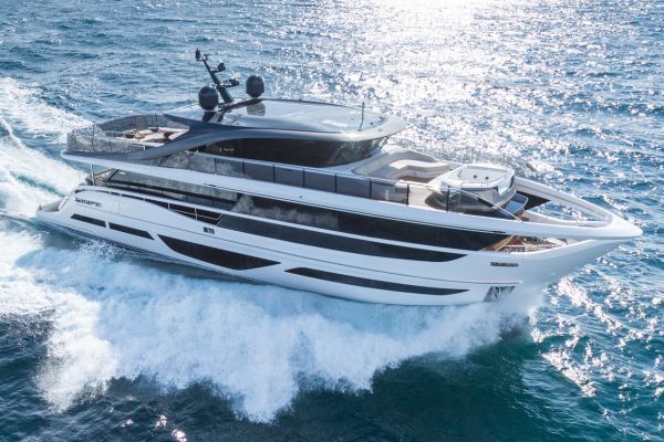 yacht